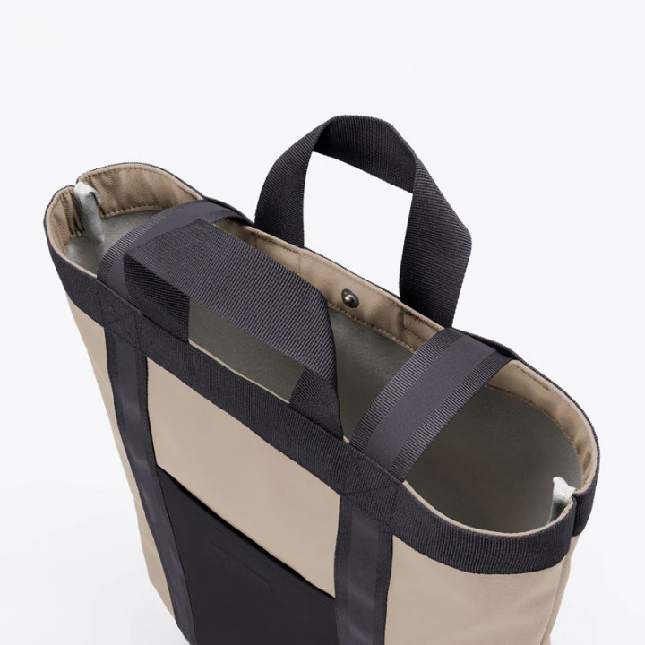 MOCHILA RUBEN MEDIUM LOTUS UCON ACROBATICS - SAND / BLACK