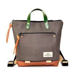 MOCHILA MINI CUADRADA BOOK...