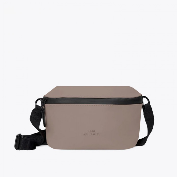 BOLSO JONA MEDIUM LOTUS UCON ACROBATICS - DARK SAND