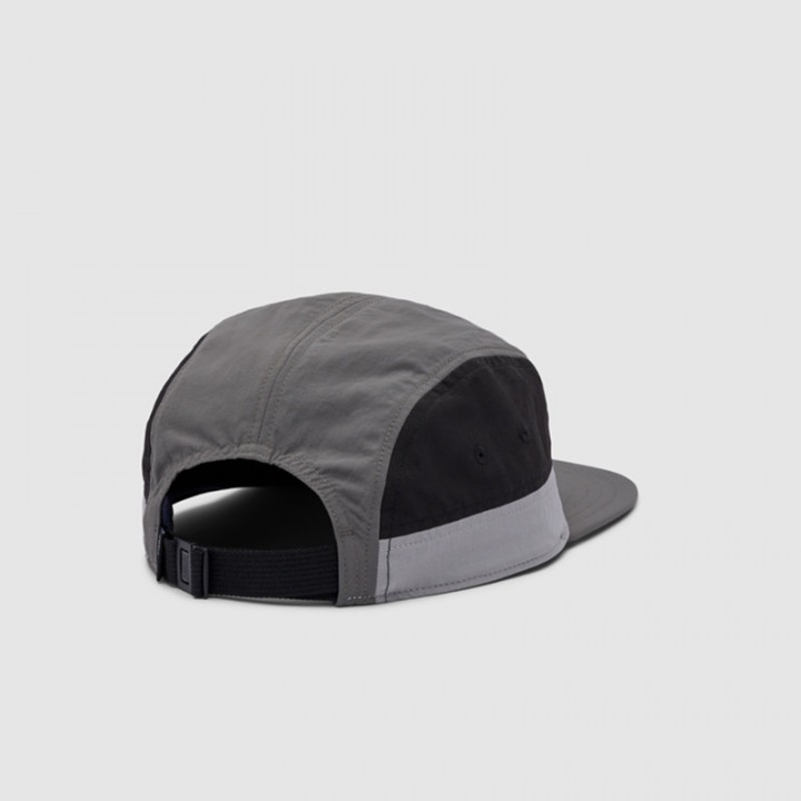 GORRA TECH 5-PANEL HAT CADA DÍA COTOPAXI - BLACK / CINDER