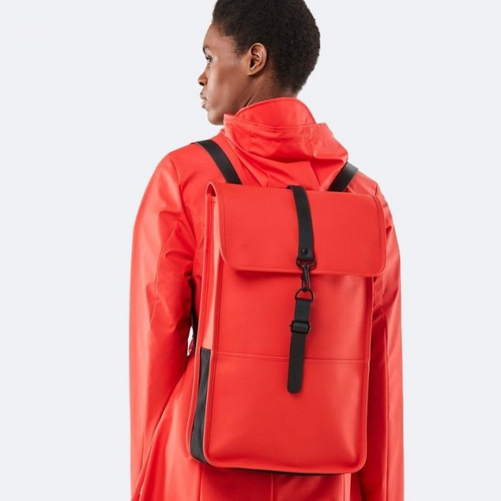 MOCHILA RAINS BACKPACK 1220 en Snoby