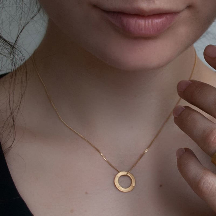 COLLAR CON CIRCULO S GALA SUSI CALA - ORO