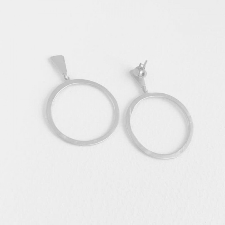 PENDIENTE DE ARO CON FORMA DE L LA CALA SUSI CALA - PLATA