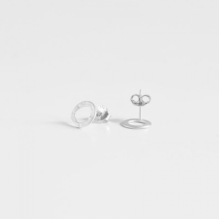 PENDIENTES CÍRCULO ONE SOUL SUSI CALA - PLATA