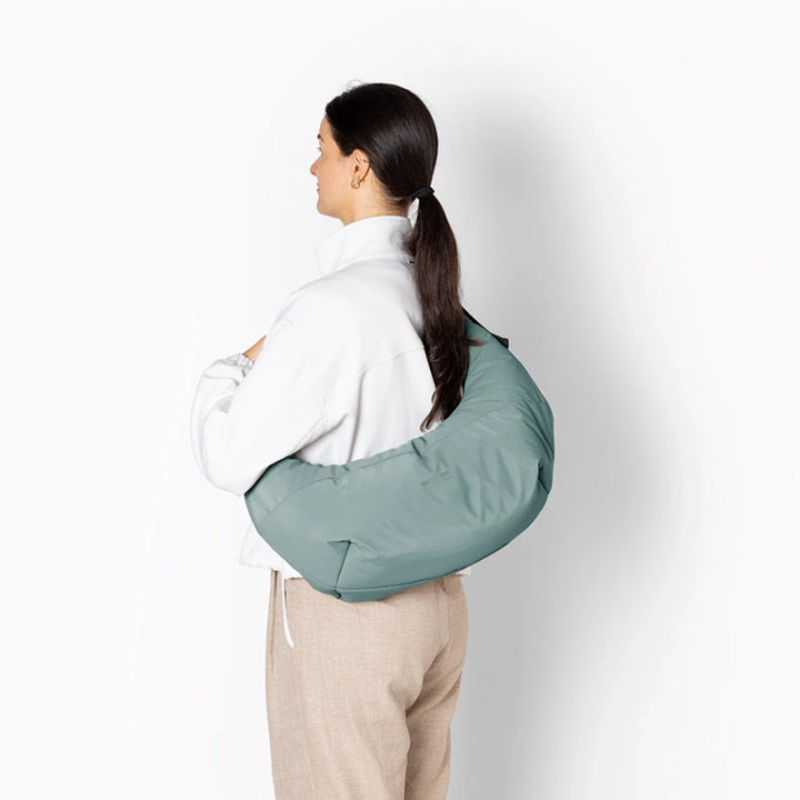 BOLSO SHOTA MEDIUM BAG UCON ACROBATICS - PINE GREEN